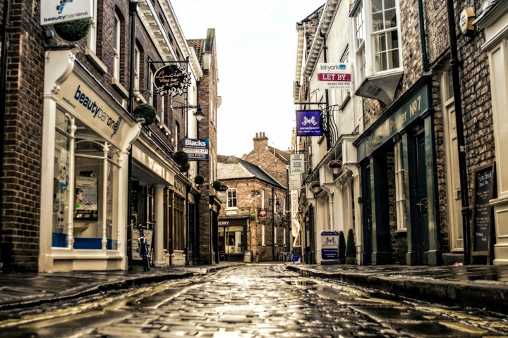 尋找最好用的男士洗發水？REACHAM銳琛滿足您的高要求